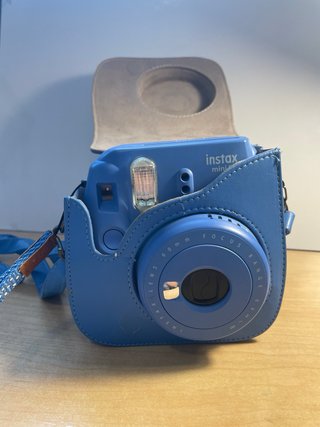 Instax Mini 9 + Funda Azul