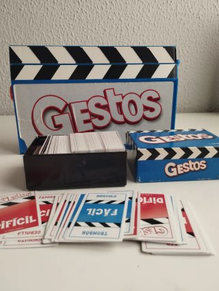Juego de mesa Gestos familiar