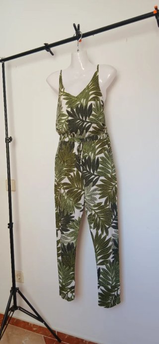 Mono estampado hojas verde y blanco Talla S