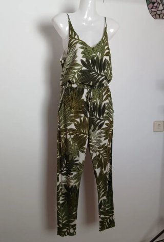 Mono estampado hojas verde y blanco Talla S