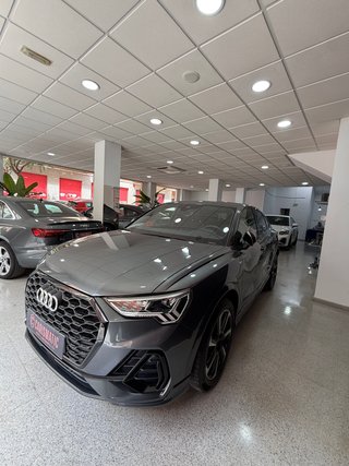 Audi Q3 2023 35 TDI Black Line