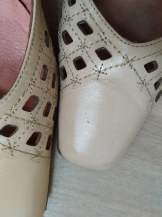 Scarpe con tacco scoperto