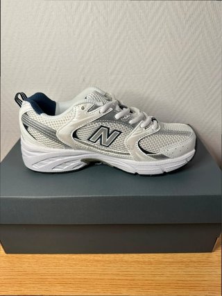 New Balance 530 Blanco Plata Azul Talla 37.5