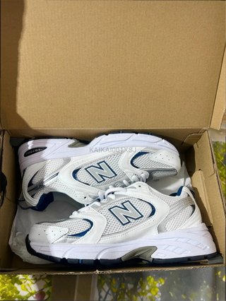 New Balance 530 Blanco Plata Azul Marino Talla 37.