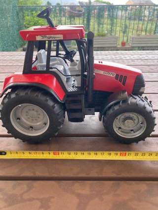 Tractor Bruder Case CVX 170