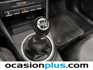 Volkswagen Beetle Cabrio Design 2.0 TDI BMT 81 kW (110 CV)