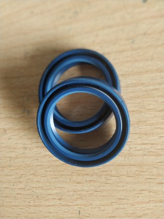 Retenes horquilla derbi variant