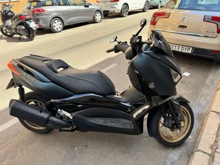 Yamaha XMAX 300 Negra