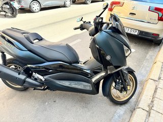 Yamaha XMAX 300 Negra
