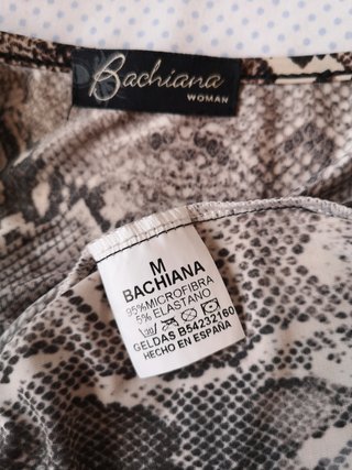 Blusa Bachiana Estampado Animal Print Talla L