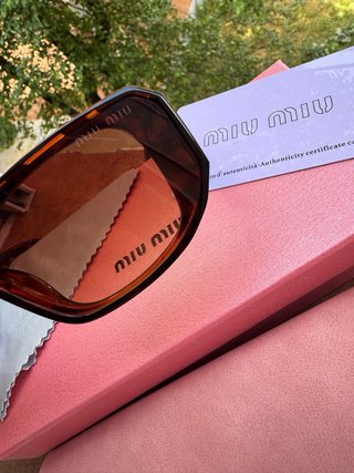Gafas de sol Miu Miu Tortoise