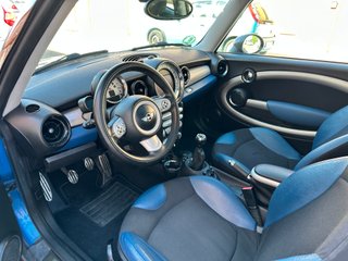 MINI Cooper S R56 2007