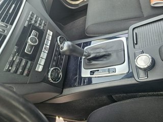 Mercedes-Benz C200 2012