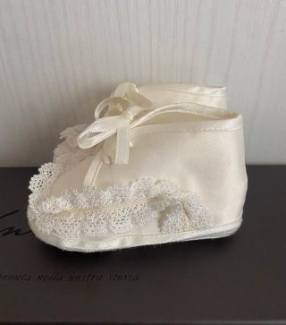 Scarpine battesimo raso pizzo n.19 neonata