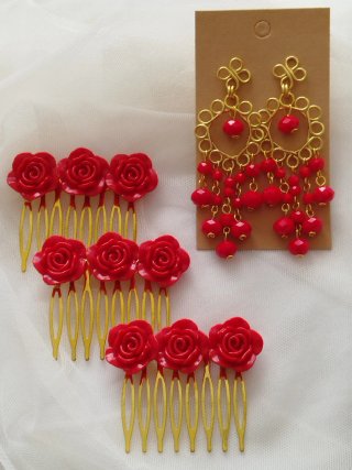 Pendientes flamenca dorados y rojos