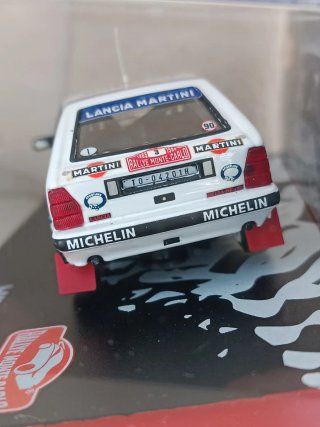 Lancia Delta HF 4WD 1:43