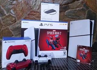 PlayStation 5 Slim Spider-Man 2 Edition