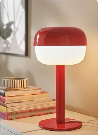 Lámpara de mesa roja y blanca