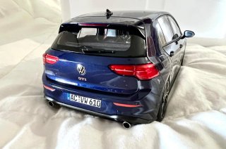 Volkswagen Golf GTI mk8 Azul 1:18