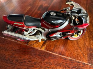 Maqueta Kawasaki Ninja ZX-9R