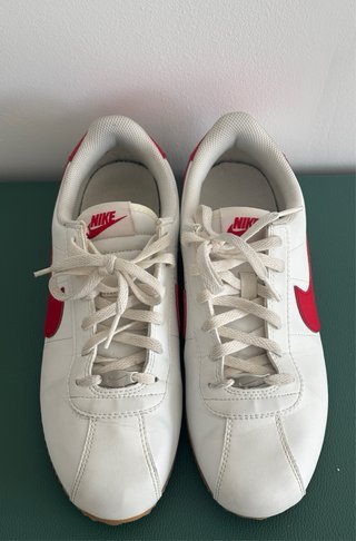 Zapatillas Nike Cortez Blancas y Rojas