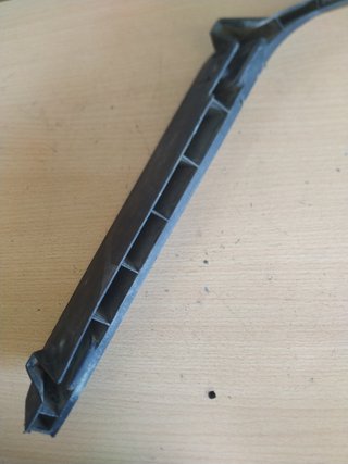 Reposapiés para derbi variant