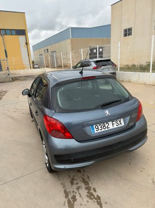 Peugeot 207 2007