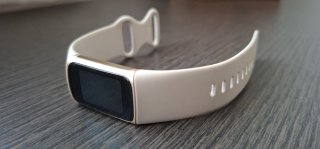 Fitbit Charge 5