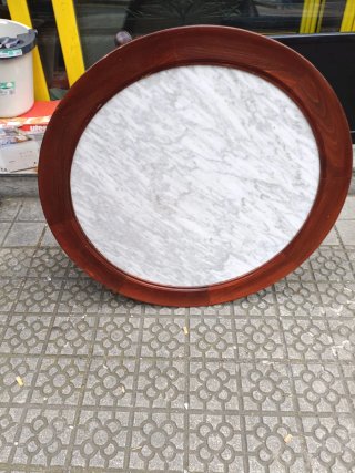 Mesa redonda vintage mármol y madera