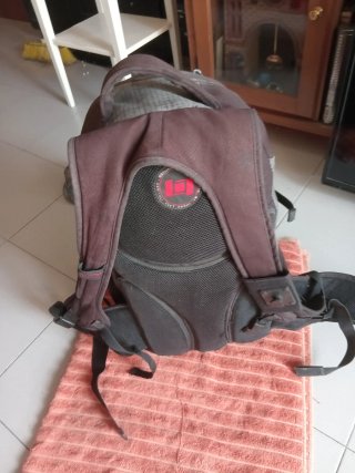 Mochila Negra y Marrón