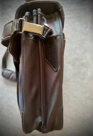 Maletín Samsonite Gris