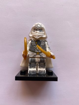 Figura Moon Knight Marvel tipo Lego