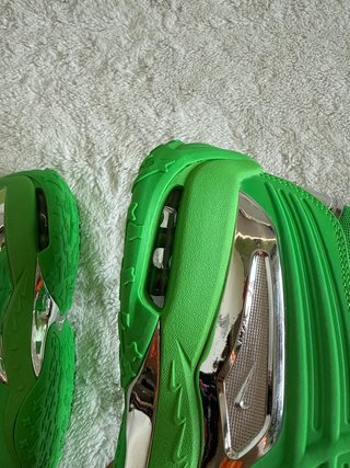 Zapatillas Nike Nocta Verdes y Plateadas