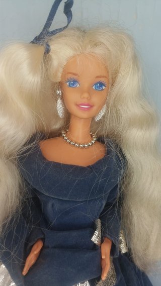 Barbie Winter Velvet Vestito Blu e Argento