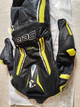 Mono de moto Bela 2 piezas