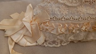 Gorrito de bebé antiguo.