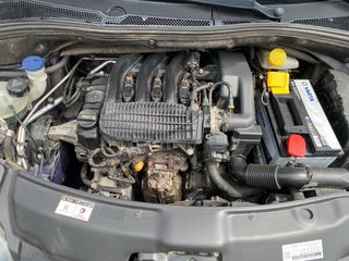 Peugeot 208 1.2 VTi Active 82cv