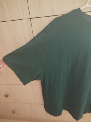 Camiseta verde hombre talla M