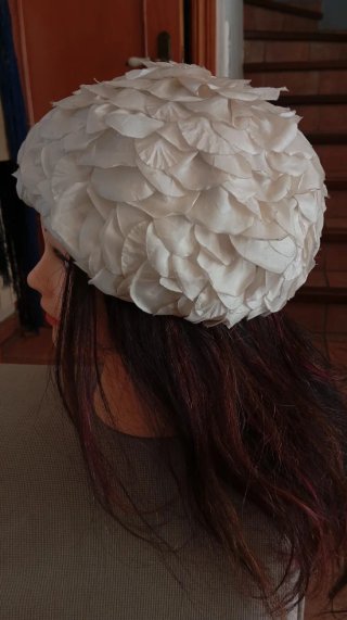 Sombrero antiguo de seda