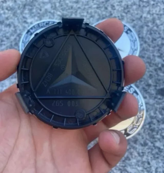 TAPABUJES CENTROS RUEDA LLANTA UNIVERSAL MERCEDES