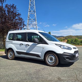 Ford E-Tourneo Courier 2015