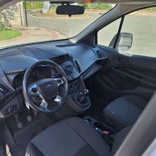 Ford E-Tourneo Courier 2015