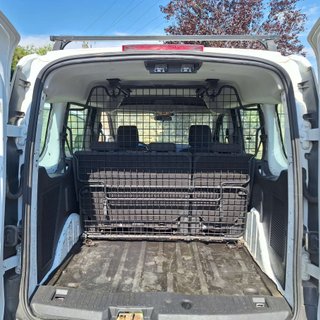 Ford E-Tourneo Courier 2015