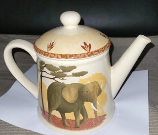 Tetera grande elefante africano