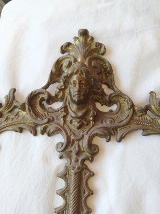 Portaretratos antiguo con pie