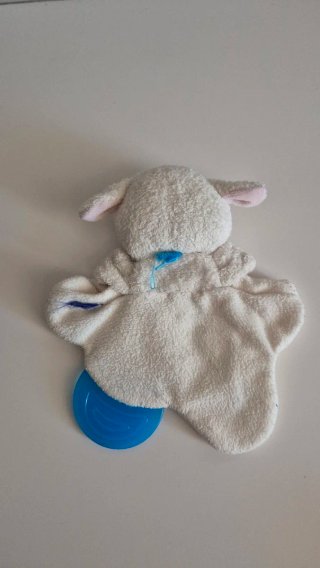 gioco da mordere  a forma di pecora