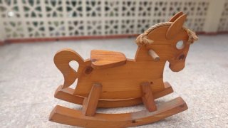 Caballito balancín madera maciza
