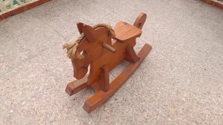 Caballito balancín madera maciza