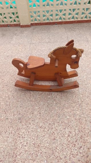 Caballito balancín madera maciza