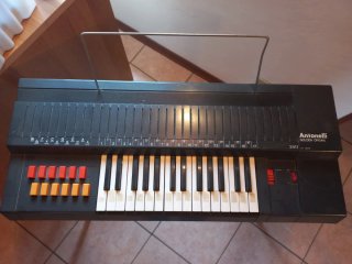 Pianola Antonelli con supporto